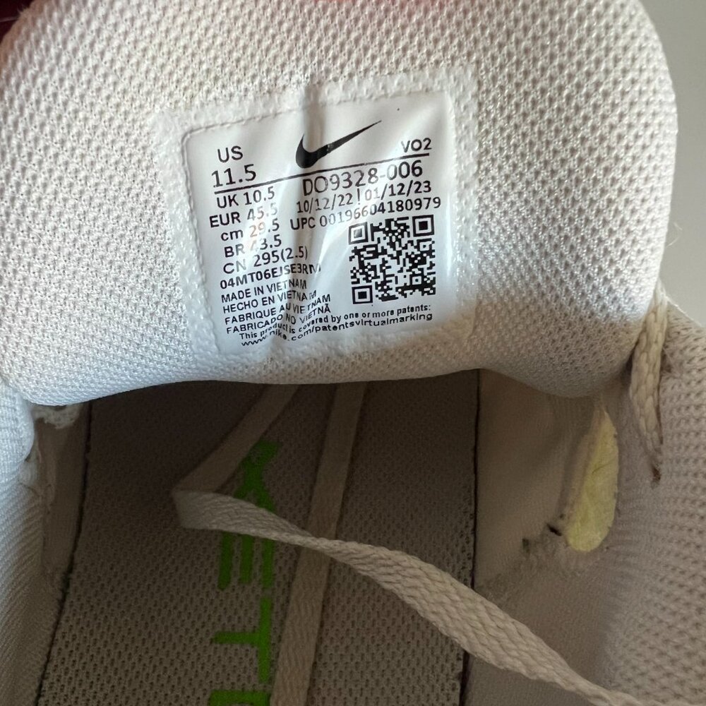 Nike Metcon Men's Size 11.5 Athletic Sneakers Gym Shoes – White - Picture 3 of 4